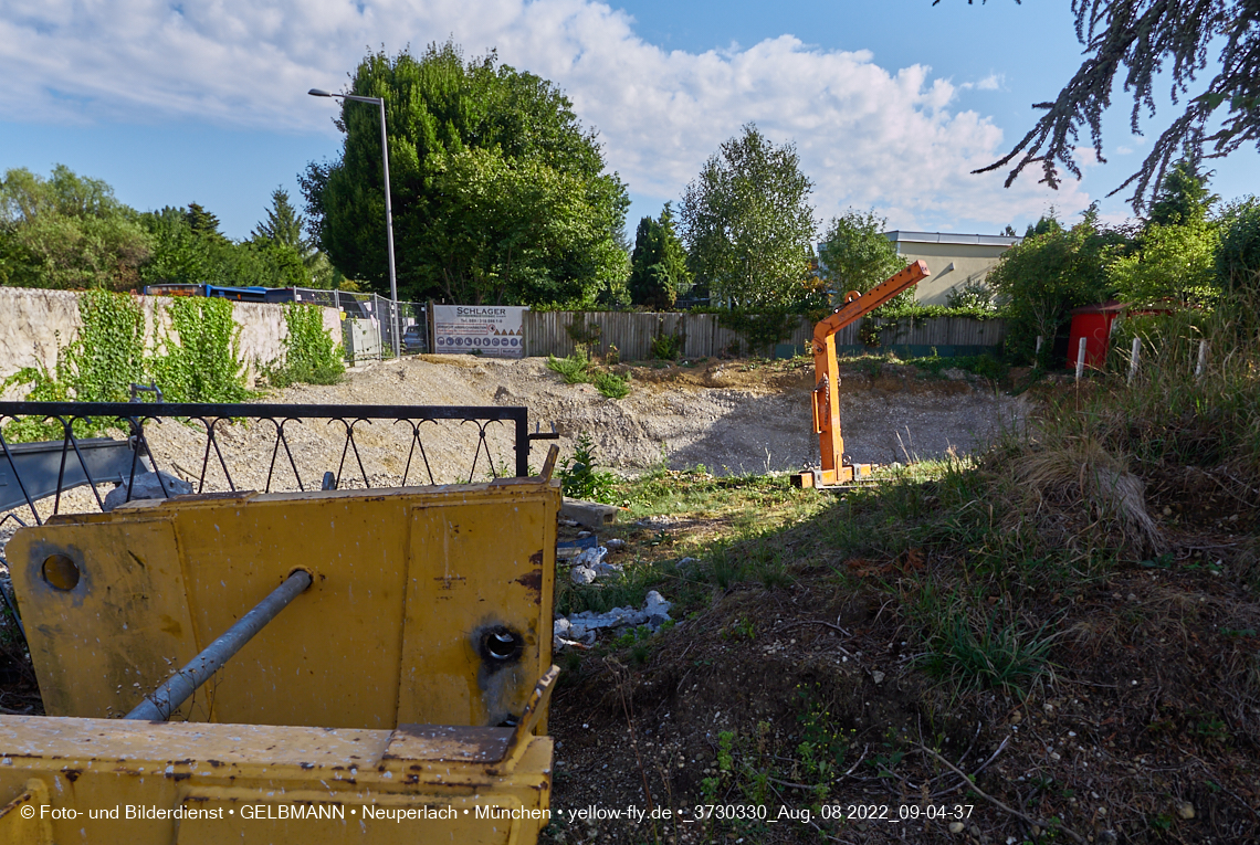 08.08.2022 - Baustelle an der Niederalmstraße 16 und Hugo-Lang-Bogen 13 in Neuperlach-Trudering